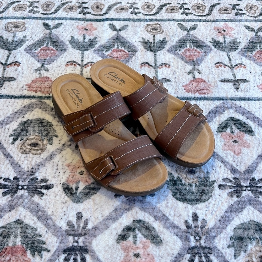 Clark’s Brown Strappy Sandals